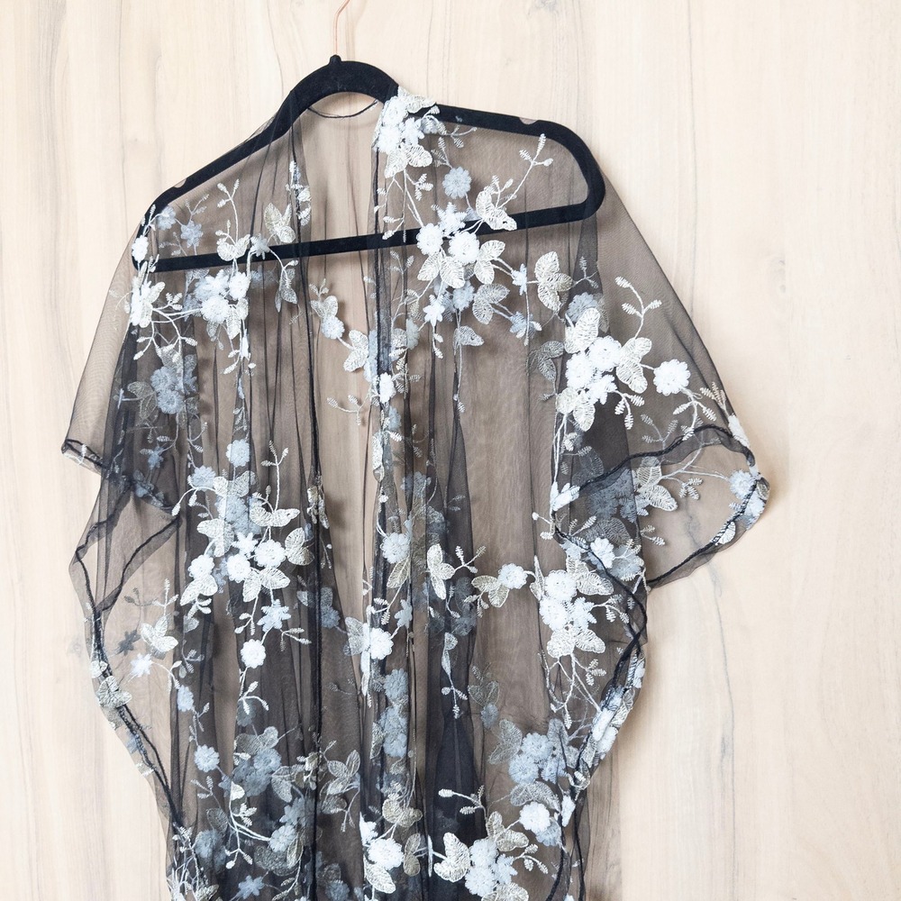 Women Embroidered Sheer Kimono Duster OS Black Floral Mesh Fringe Boho Festival - Picture 4 of 7